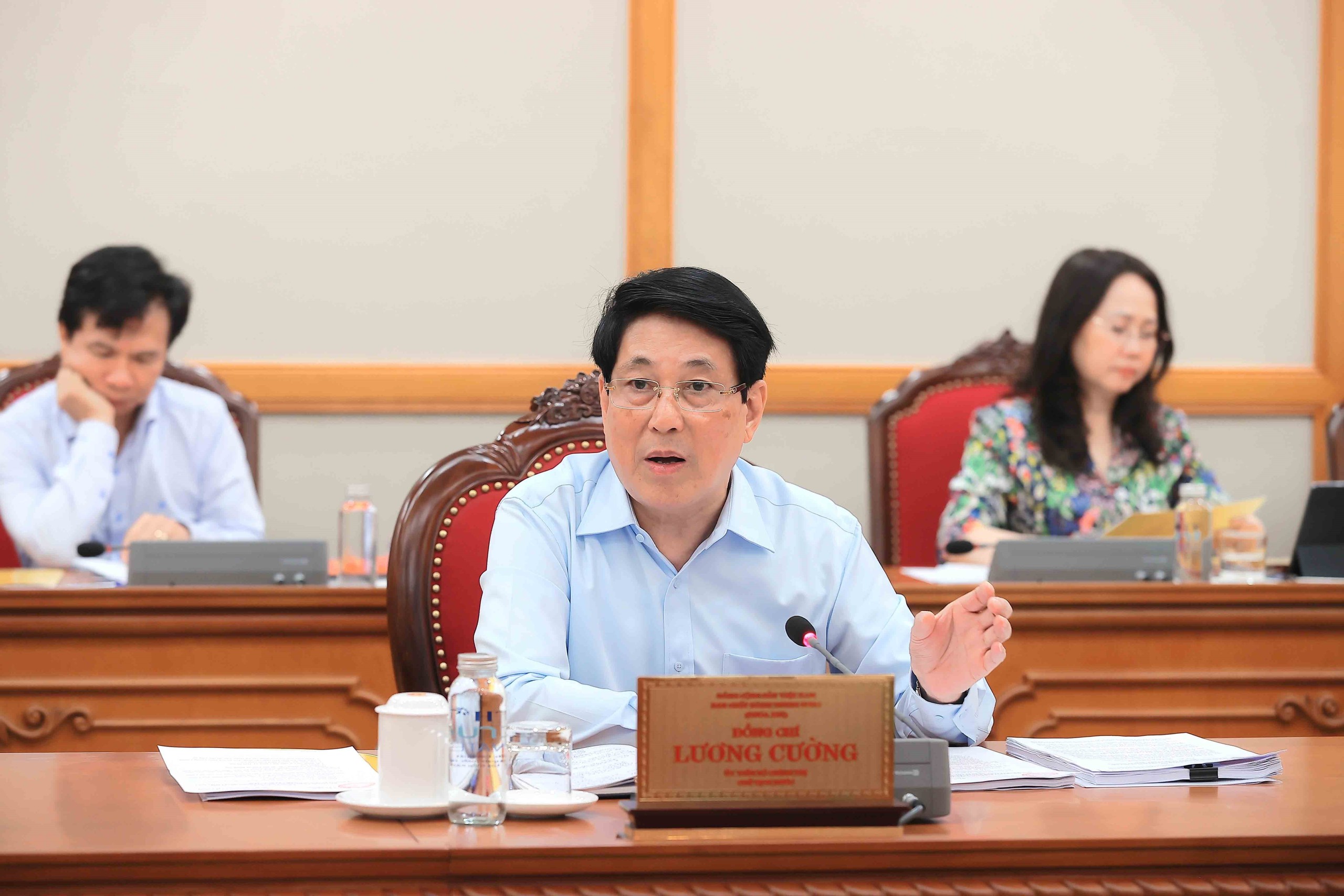 Bộ Chính trị cho ý kiến phương án nhân …