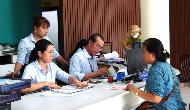 Bộ Nội vụ hướng dẫn bổ sung nhân sự cấp…