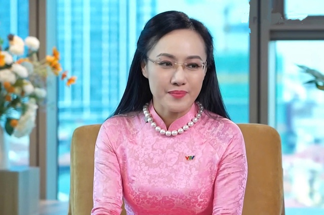 BTV Hoài Anh nghẹn ngào nhắc về 'Thời s…