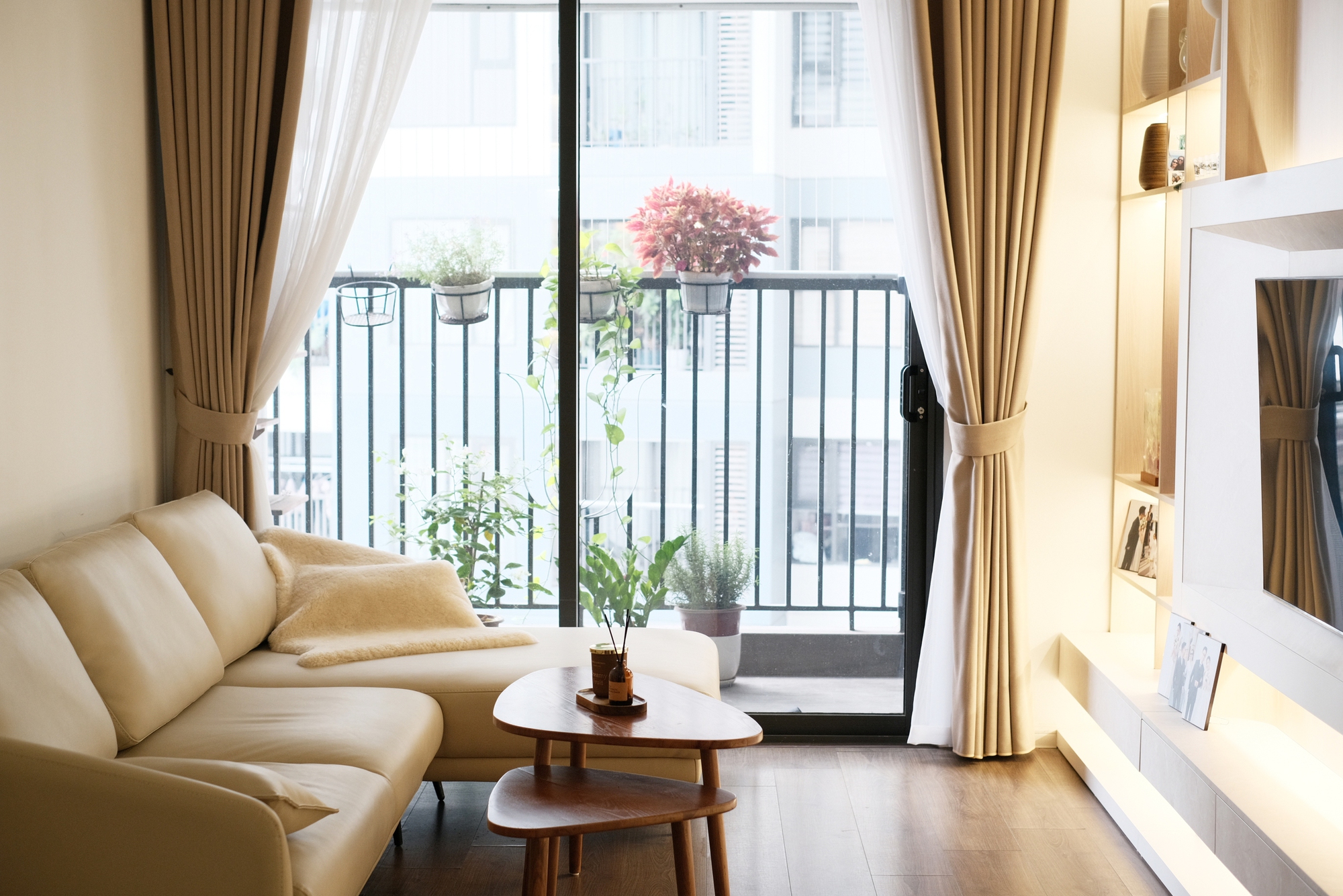 Căn hộ 80m² của vợ chồng trẻ ở Hà Nội: …