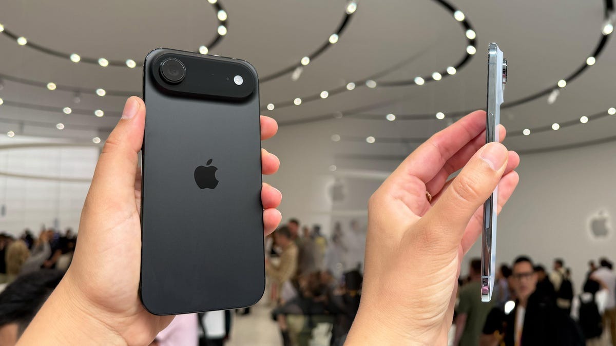 Cùng ra mắt smartphone siêu mỏng nhẹ nh…