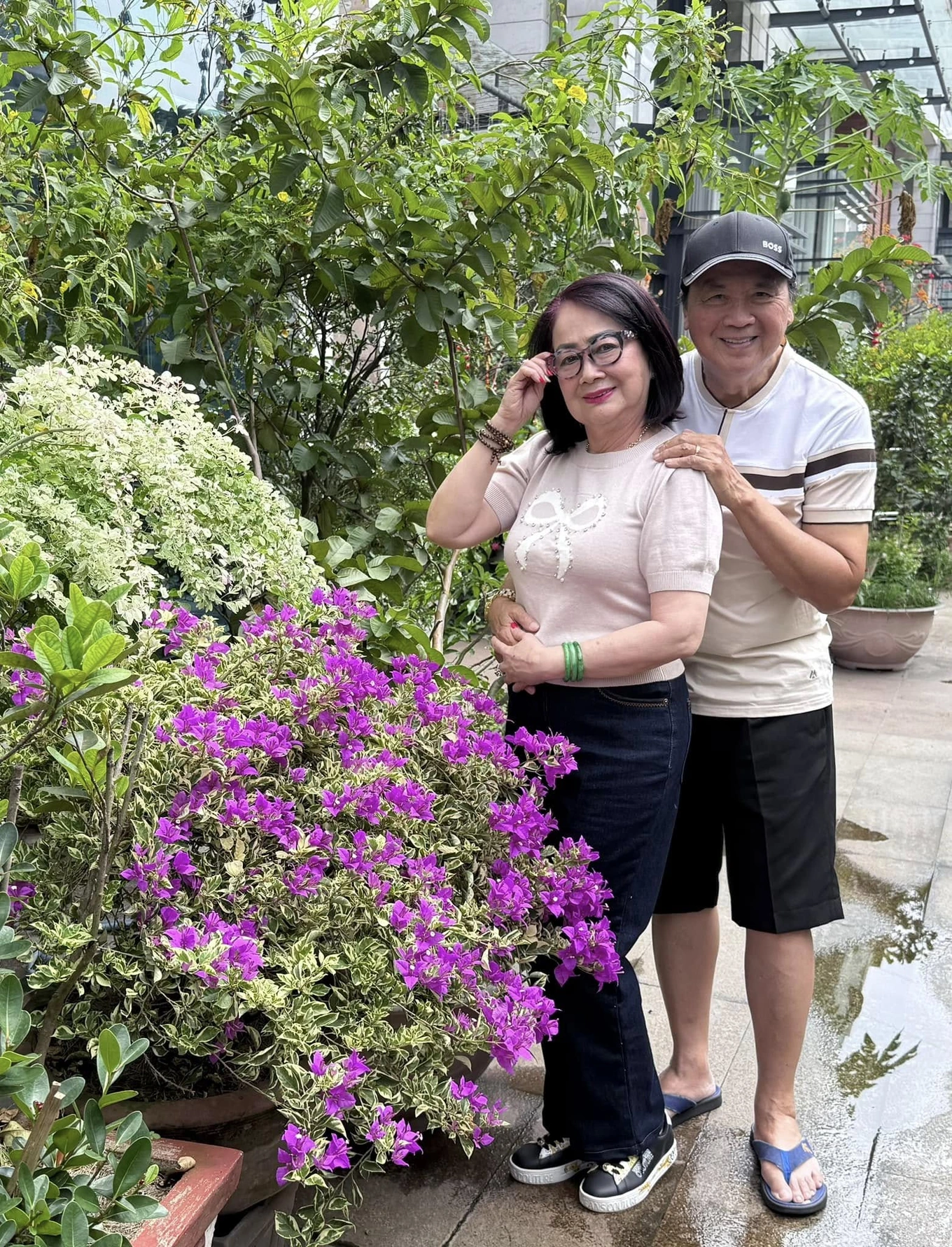Cuộc sống của nghệ sĩ Việt trong biệt t…