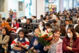 Hành khách khoe “chiến tích” …