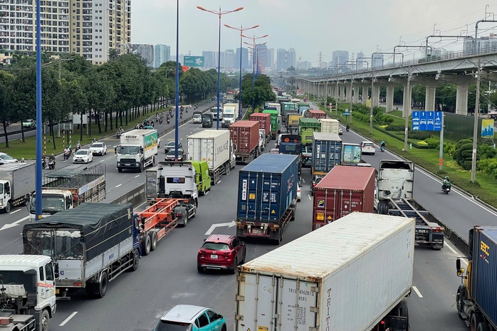 "Mệt mỏi" khi lưu thông trên đường Võ N…