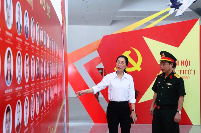 Quảng Ngãi không nhận hoa chúc mừng Đại…
