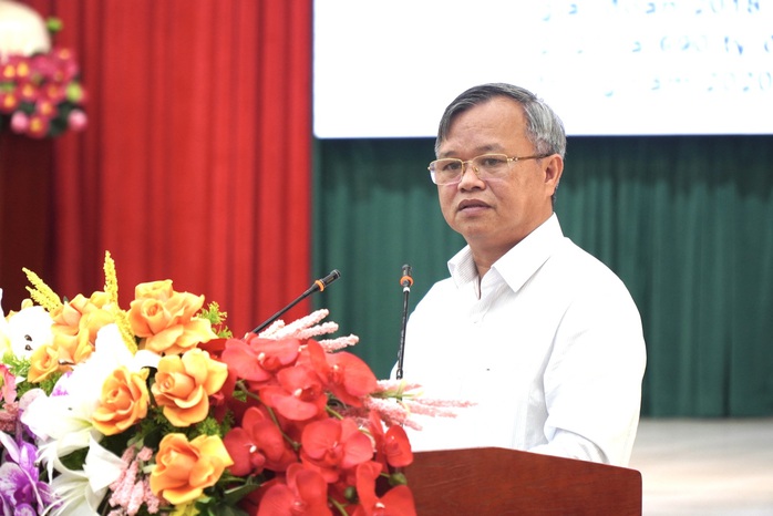 Tạm đình chỉ nhiệm vụ đại biểu HĐND đối…