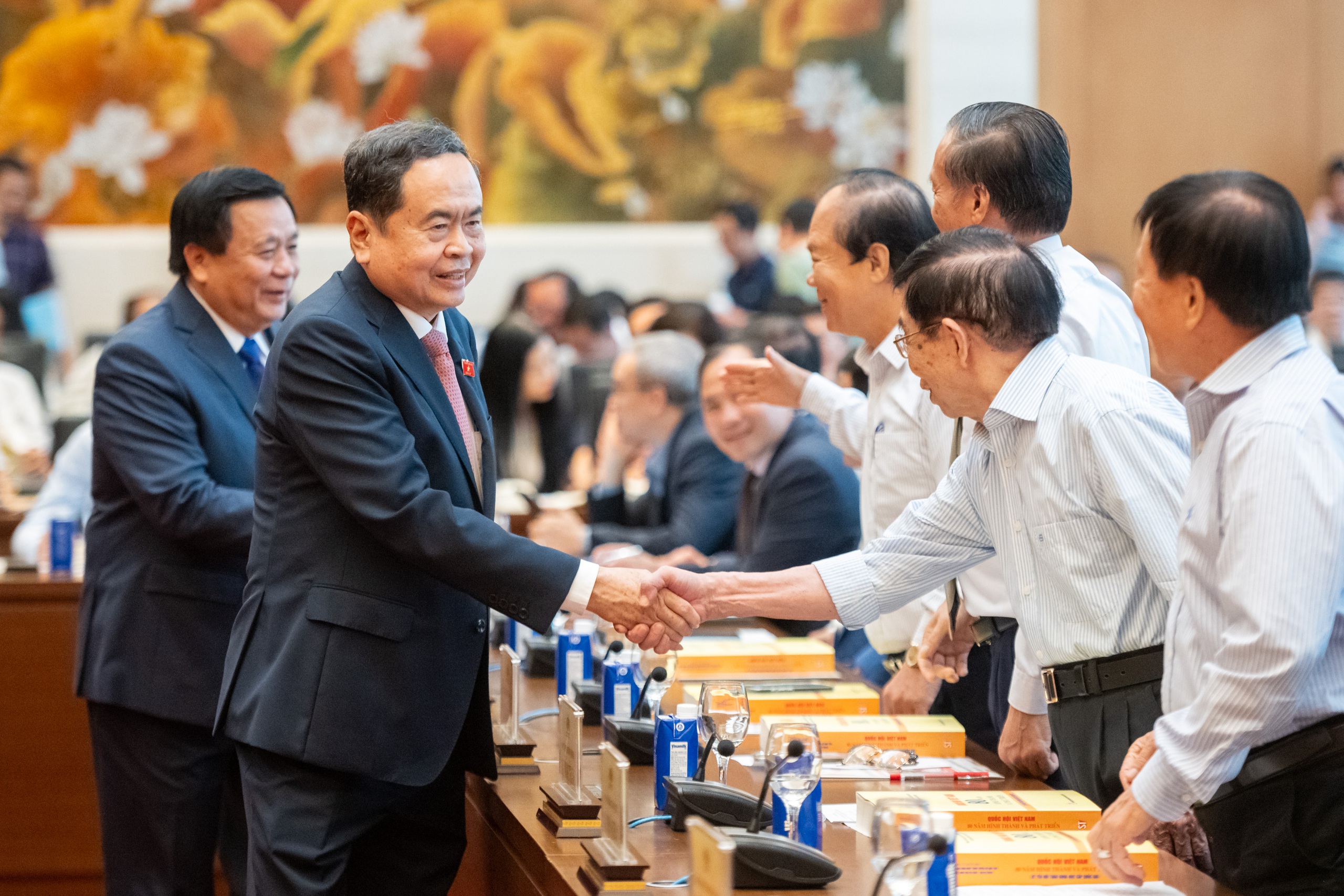 Thường trực Ban Bí thư: Tinh gọn cơ qua…