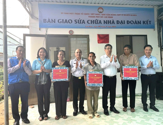 Tiếp tục điều động các bác sĩ…